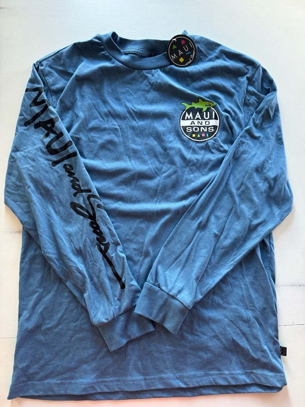 Maui And Sons Long Sleeve Graphic T-Shirt Medium Blue Cotton NWT